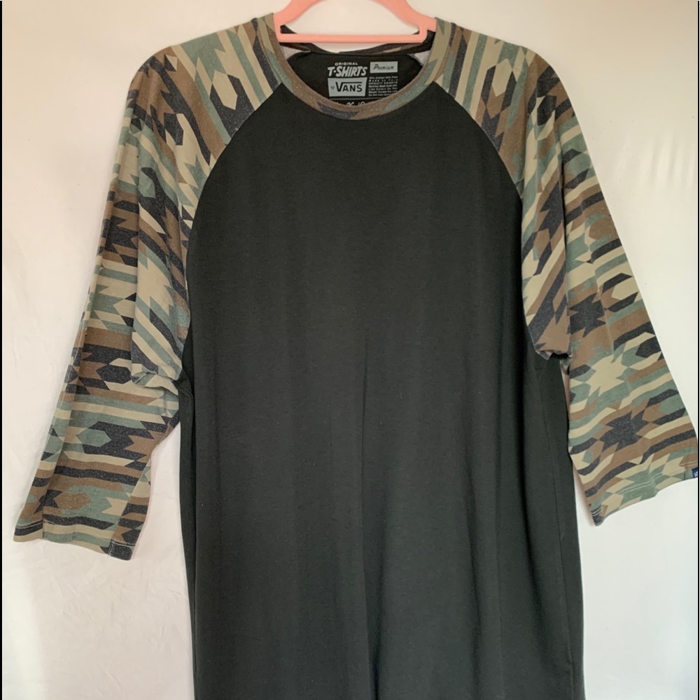 Vans “OFF THE WALL” 3/4 sleeve tee Men’s XLG
